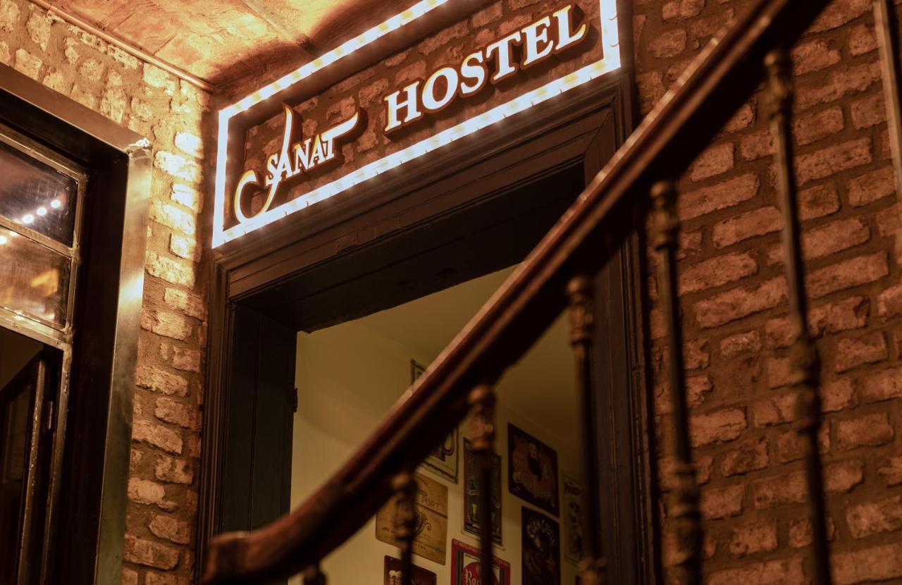Sanat Hostel Taksim Istanbul Exteriör bild